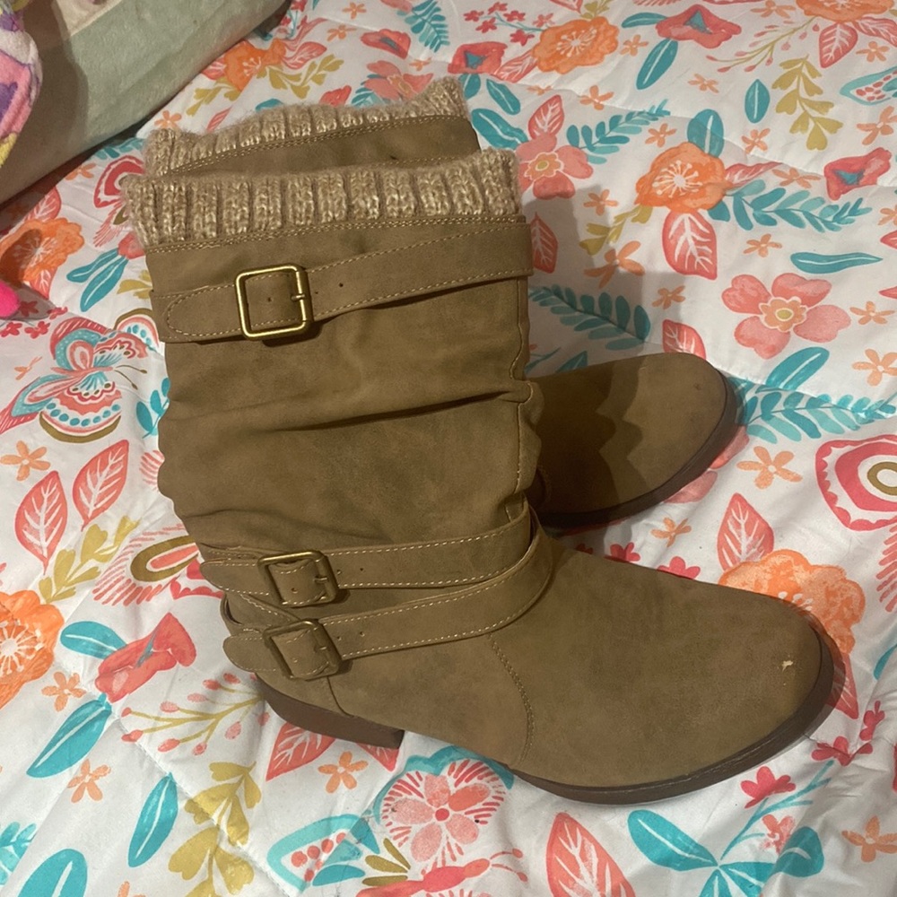 Womens mid calf boots
